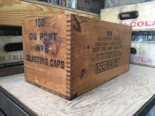 Vintage Dupont Blasting Caps High Explosives Crate Wood Dovetail Dynamite Box