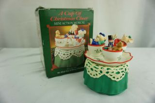Enesco A Cup Of Christmas Cheer Mini Action Musical Mice Mouse Teacups Vintage