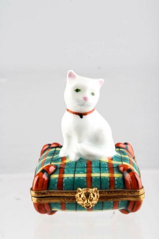 Limoges Hand - Painted Porcelain Cat On Pillow Trinket Box