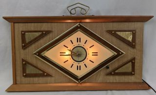 Vintage United Clock Corp Lighted Electric Wall Clock Model 38 Mcm Art Deco Wood