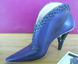 Just The Right Shoe - Purple Raine 3