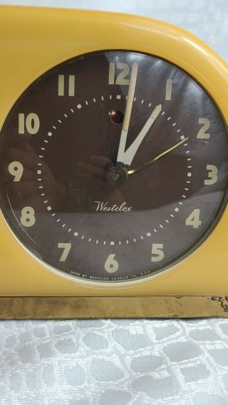 WESTCLOX Vintage Art Deco Electric Alarm Clock Bakelite MOONBEAM Model S5 - J 2