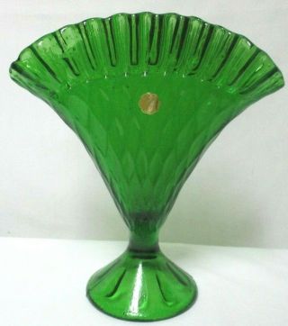 Italian Diamond Optic Green Glass Fan Vase Emerald Italy 7.  8 " T Sticker