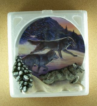As The Wind Realm Of The Wolf Plate 3d Al Agnew Wolves Hamilton Mib,