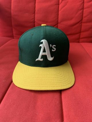 Vintage Oakland A’s Snapback Hat Cap 90’s American Needle Green Yellow Mlb