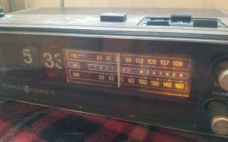Vintage Ge General Electric Model 7 - 4332 Flip Clock Alarm Am/fm Radio