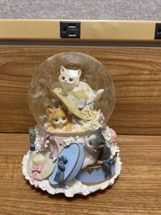San Francisco Music Box Company Snow Globe Cat In Hat Memories From Cats Musical