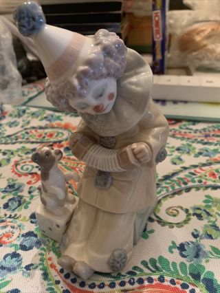 Lladro Porcelain Clown Figurine 5279 Pierrot Concertina With Puppy Dog
