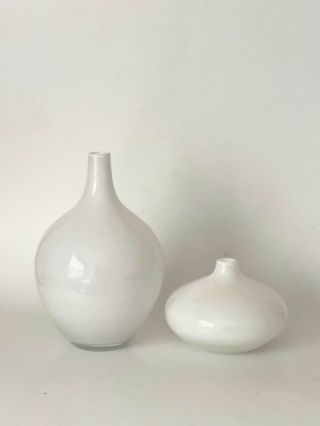 Vintage White Cased Glass Bulb Bud Vases Set Of 2