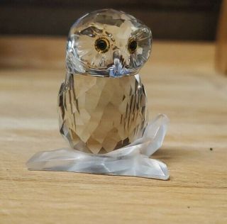 Swarovski Glass Crystal Multi Faceted Owl With Black Eyes On Tree Bark