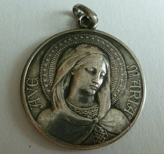 22139/41 Old Large Medal Notre Dame Maria Silver (80)