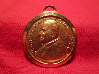 Pope St John Xxiii Medal W/ Reliquary Coppertone