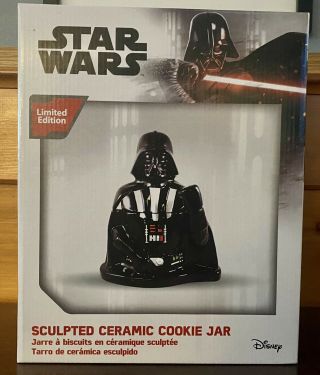 Star Wars Darth Vader Limited Edition Sculpted Ceramic Cookie Jar (a)