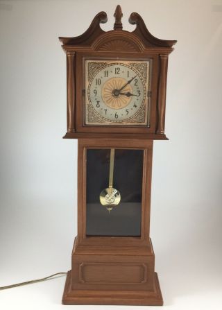 Vintage Spartus Mini Grandfather Clock Mantel Plastic Wood Tone Electric (l)