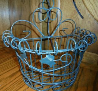 Vintage Rustic Wrought Iron Half Round Wall Basket Ornate Flower Wire Planter 94