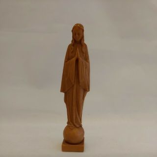 Vintage Small Virgin Mary Madonna Figurine Hard Plastic 4.  75 Inches
