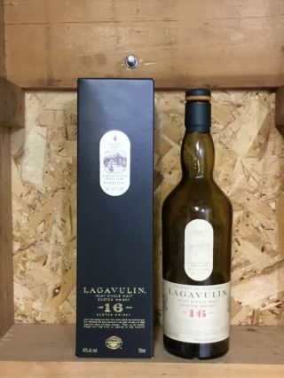 Lagavulin 16 Year Old Scotch Whisky Empty Bottle And Box