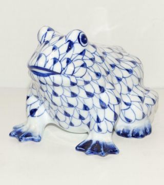Vtg Andrea By Sadek Hand Painted White Blue Fishnet Porcelain Frog Figurine 6 "