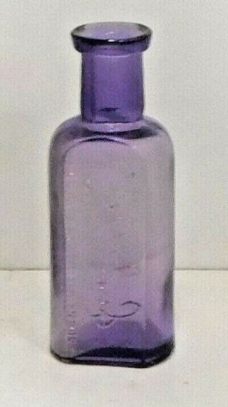 C1900 Purple - Amethyst Bottle - D.  D.  & Lnests.