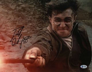Daniel Radcliffe Signed Autographed Harry Potter 11x14 Photo Beckett Bas 39