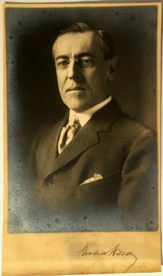 President Woodrow Wilson Signed Portrait Photo 7 " X11 "