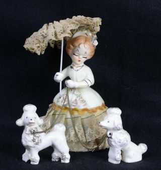 Antique Starched Lace Young Lady W/ Umbrella And 2 Poodle Dogs On A Chain Leash