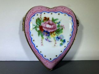 Limoges France Hand Painted Trinket Box Heart Shape Roses Flower Bouquet