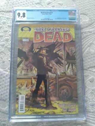 Walking Dead 1 Cgc 9.  8 1st Print