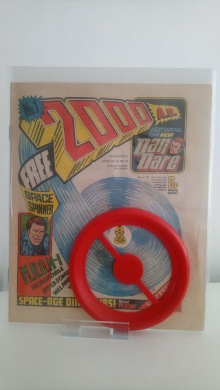 2000ad Prog 1 - Fn Key 1st Issue With Gift Space Spinner Nm 1977