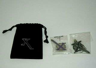 Vintage Xena Warrior Princess Metal Keychain And Xena Wp Hat Pin Tm &studios Usa