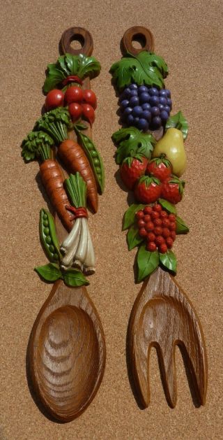 Vintage Syroco Spoon And Fork Set Fruit & Vegetable Kitchen Wall Decor 70s Retro