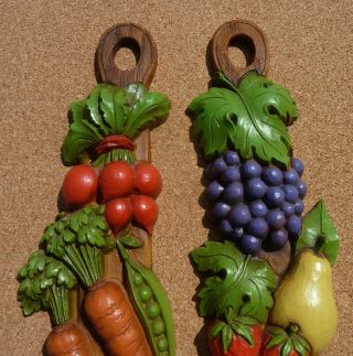 Vintage Syroco Spoon and Fork Set Fruit & Vegetable Kitchen Wall Decor 70s Retro 3