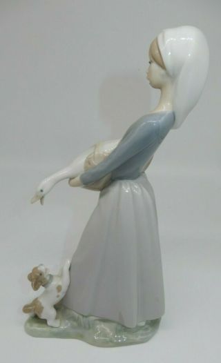 Retired Lladro Spain " Girl W/ Goose & Dog " 4866 Porcelain Figurine 10.  5 " T
