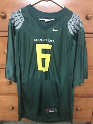 Nike University Of Oregon Mens Size Large 6 Football Jersey.