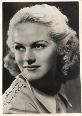 Autographed Photo Actress Co - Starred - House Of Dracula - Martha O’driscoll 1941