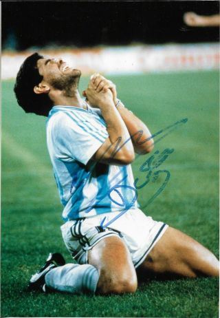 Diego Maradona - Argentina Football Legend - Hand Signed Photograph