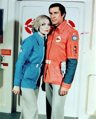 1975’s Space: 1999 Martin Landau/barbara Bain Season Two Color 8x10 Costume Prt