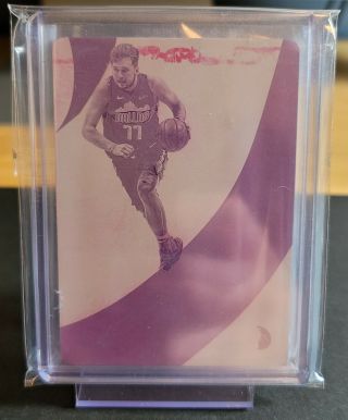 2018 - 19 Immaculate Luka Doncic Rookie Jerseys 1/1 Printing Plate Magenta Rc Mavs
