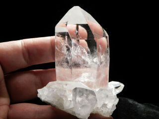 Translucent Aaa Diamantina Quartz Crystal Cluster With A Rainbow 187gr
