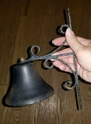 Vintage/Antique Cast Iron Dinner Bell Wall Mount 3