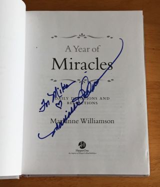 Marianne Williamson Autograph Signed A Year Of Miracles Book 2020 President