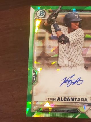 Kevin Alcantara 2021 1st Bowman Chrome Sapphire Green Auto 35/50 Yankees 4