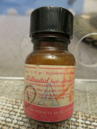 Vintage Dilaudid Hydrochloride Empty Amber Bottle (knoll Pharmaceutical Company)