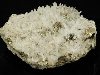 A Big Quartz Crystal Cluster With Pyrite Crystals Peru 504gr
