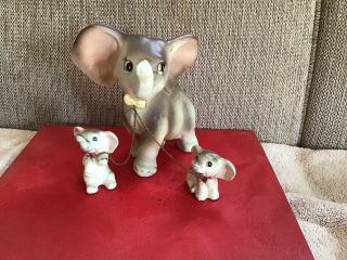 (2) Vintage Lipper & Mann Creations Mother Elephant With Two Babies Chained