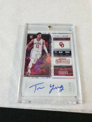 Trae Young 2018 - 2019 Contenders Cracked Ice Rookie Auto