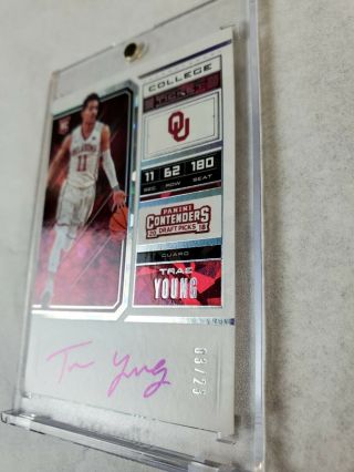 Trae Young 2018 - 2019 Contenders Cracked Ice Rookie Auto 3