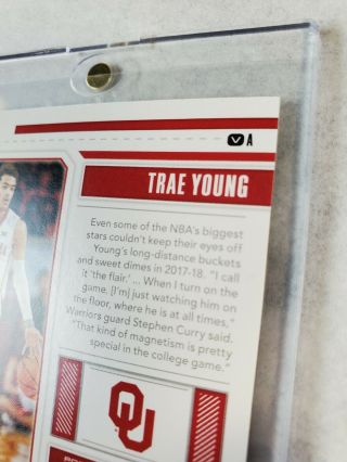 Trae Young 2018 - 2019 Contenders Cracked Ice Rookie Auto 6