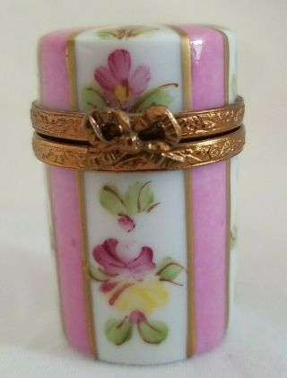Vintage Limoges Peint Main Hand Painted Round Box Pink With Flowers,  Bow Clasp