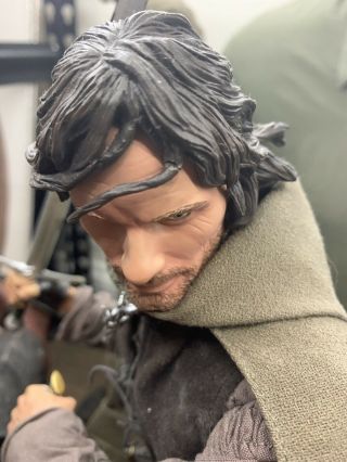 Sideshow Collectibles Aragorn Premium Format Exclusive Statue 4